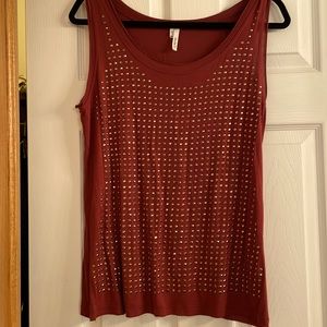 Rust colored sleeveless top with sequined detail